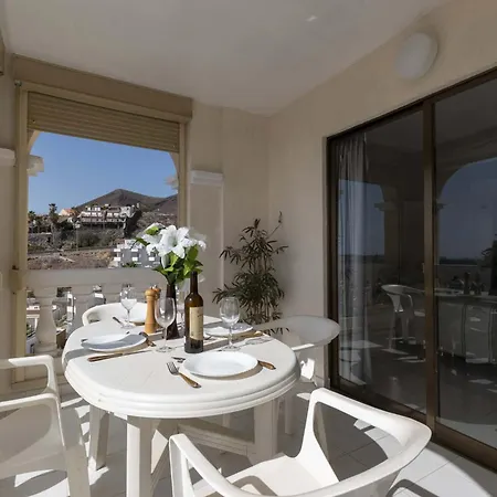 Castle Harbour 34 - One Bed Apartment Los Cristianos (Tenerife)